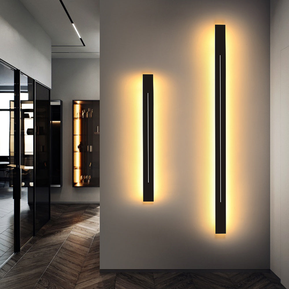 Minimalist Linear LED Wall Light — Long Bar Design, Black & Gold