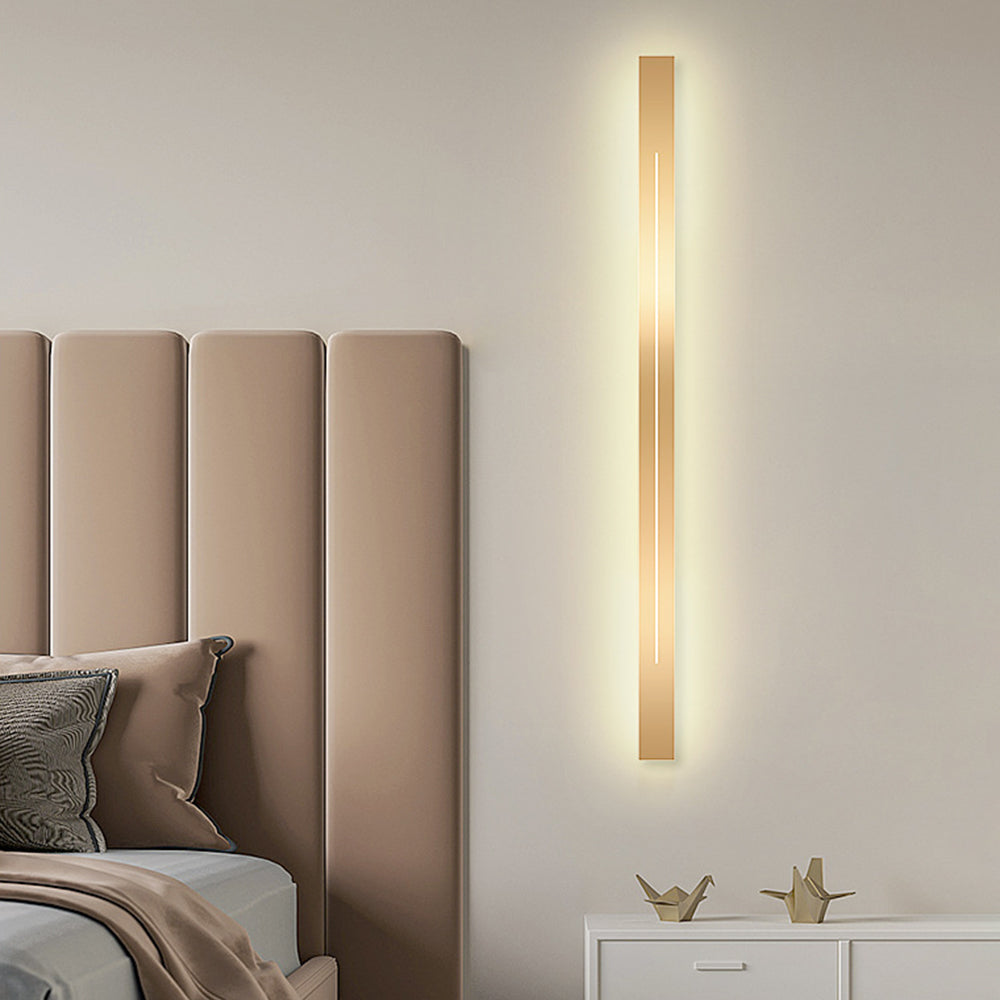 Minimalist Linear LED Wall Light — Long Bar Design, Black & Gold