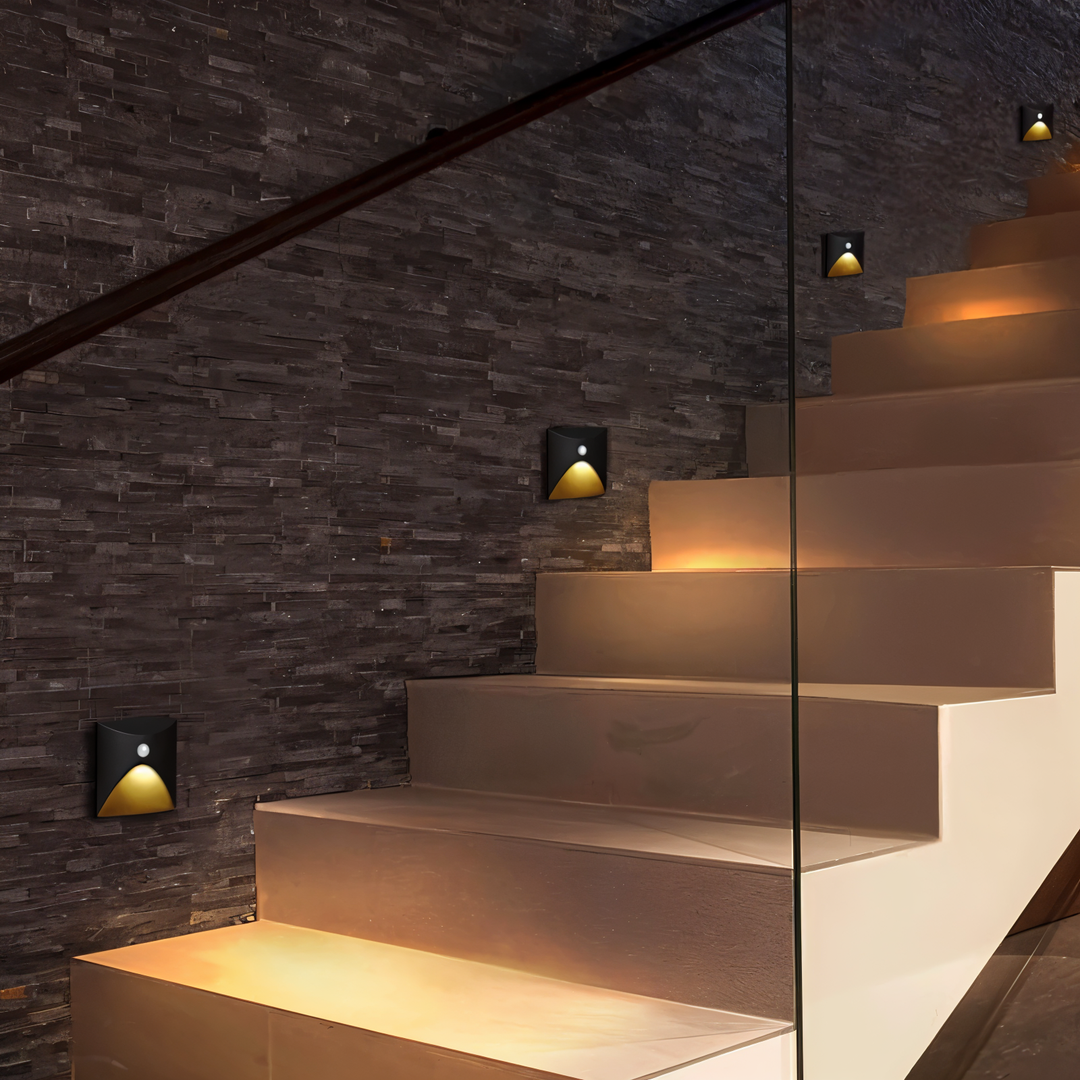 Nástěnné LED svítidlo IP65 — vestavěný pohybový senzor