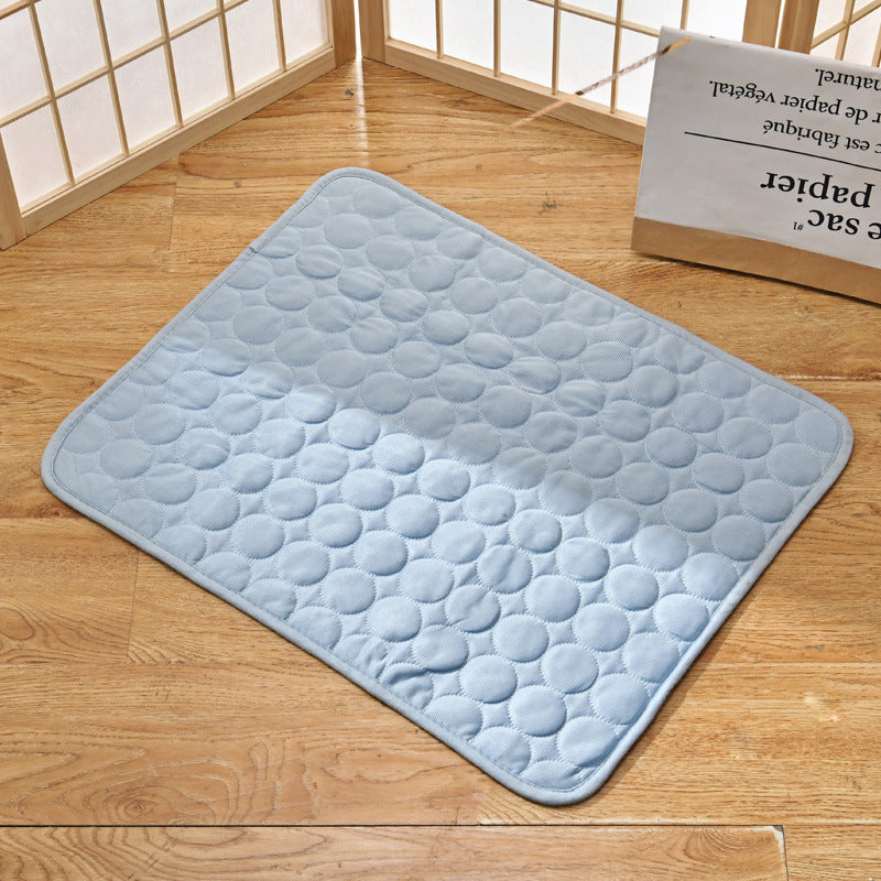 Samo-chladicí podložka pro psy a kočky — gelová pohodlná cestovní podložka