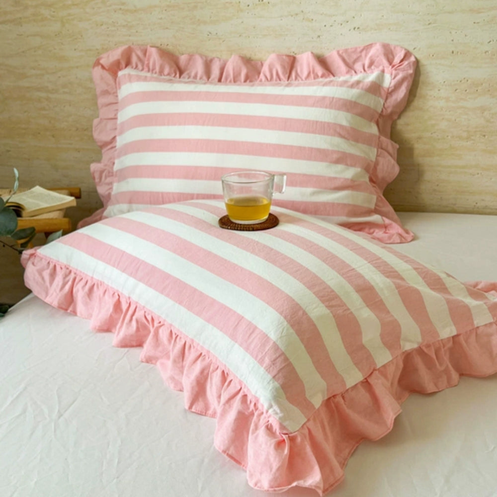 Mikrofiberpudebetræk i queen-size — flæsekant, lynlås, vintage-striber