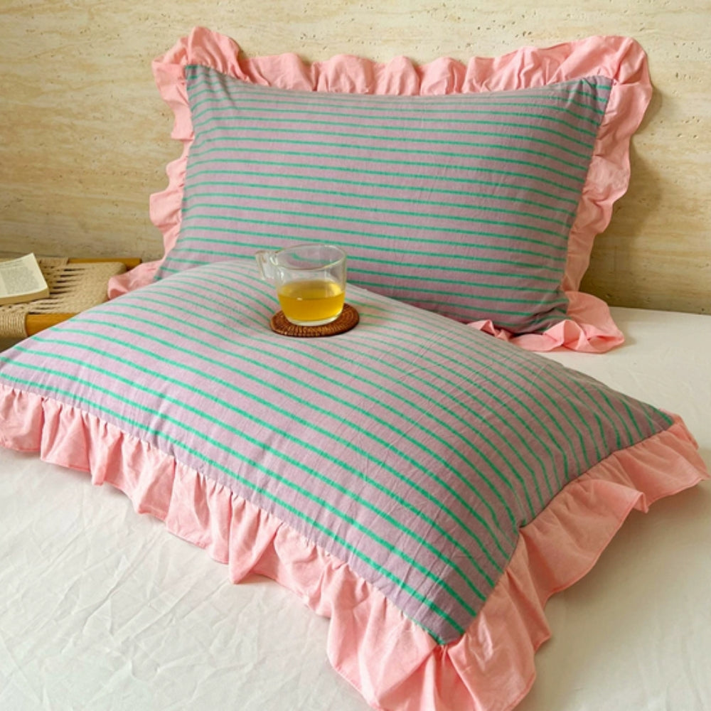 Mikrofiberpudebetræk i queen-size — flæsekant, lynlås, vintage-striber