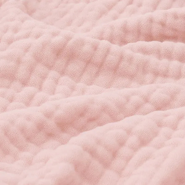 Breathable Polyester Plush Throw Blanket — Soft Year-Round Layer