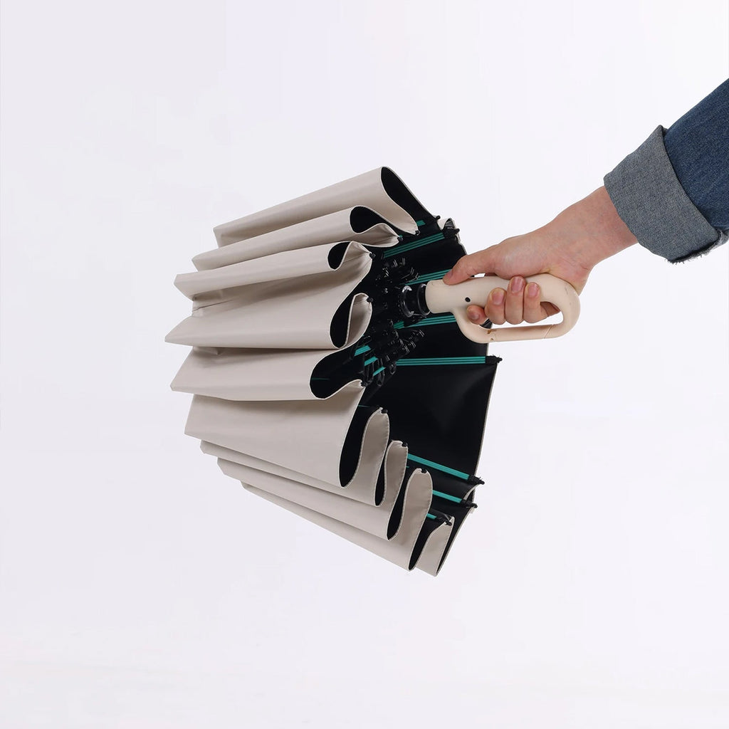 Robuuste, windbestendige paraplu met automatische opening en een doek van 47 inch – versterkte bescherming tegen storm, met één druk op de knop te openen, compact op te vouwen tot 15 inch voor