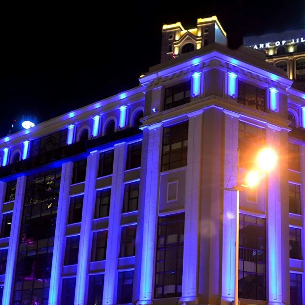 Šedý nastavitelný voděodolný LED reflektor, tlakově litý hliník, 20W-80W