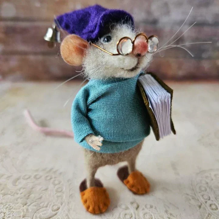Figurine de souris en laine feutrée faite à la main - décoration pour sapin de Noël
