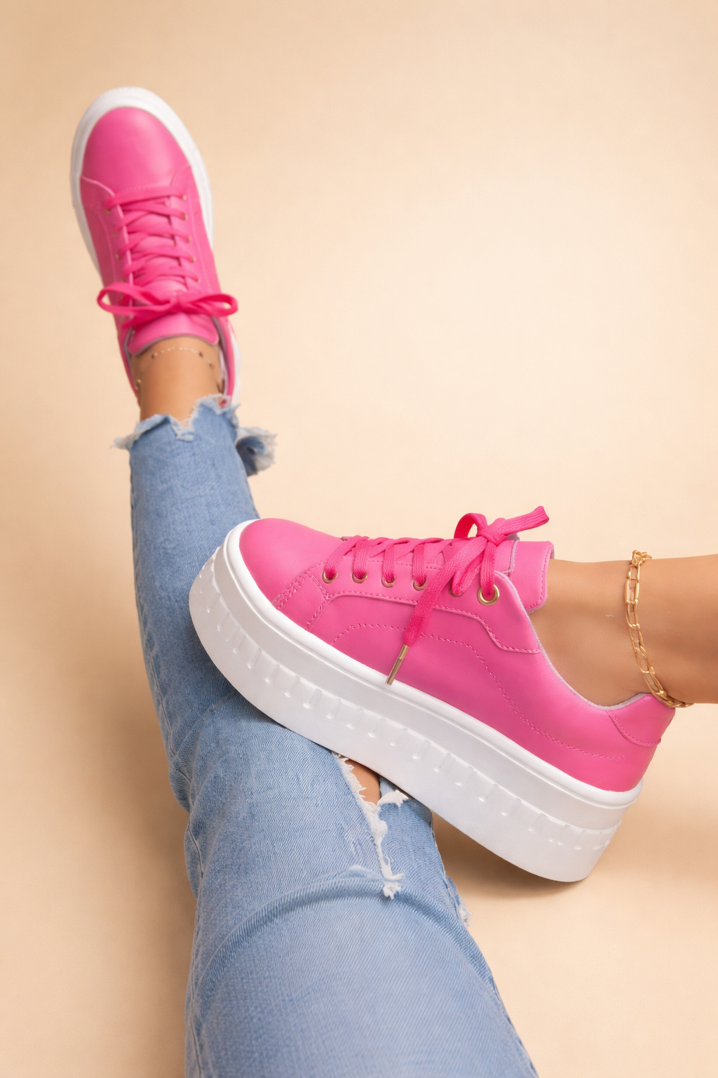 Women's Thick-Sole Lace-Up Athletic Sneakers — Height-Boosting